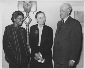 Fisk student Edythe Paulin with Georgia O'Keeffe and Carl Van Vechten (image from Fisk University's Franklin Library)