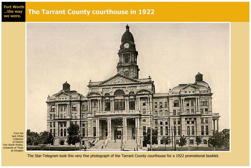 Photograph of Courthouse in 1922.