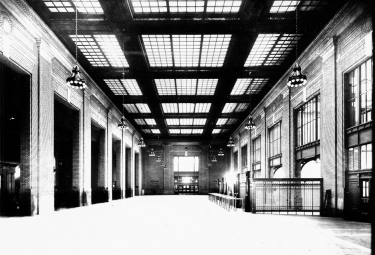 Historic photo of the boarding area (image from the Detroit Public Library)