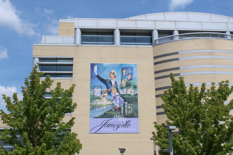 The mural, as seen from the street.