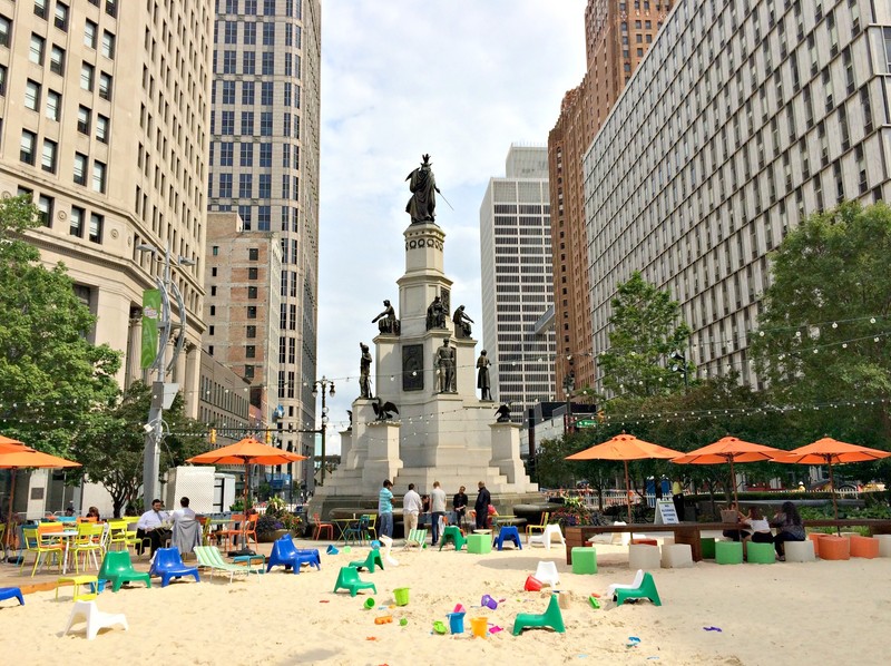 Summer in Martius Park, with Soldiers and Sailors Monument (image from Life in Leggings Blog)