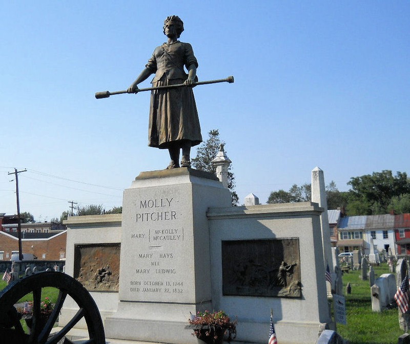 Photograph of the Molly Pitcher statue at her grave in Carlisle, Pennsylvania.