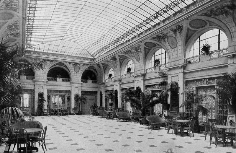 The hotel's beautiful Italian Garden room