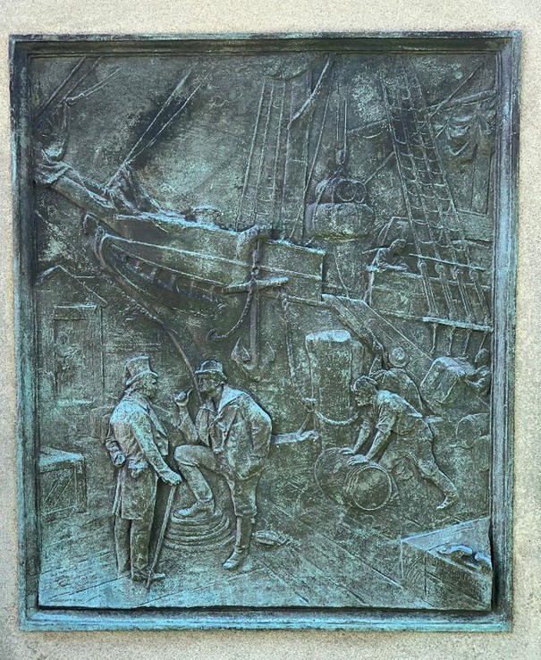 Mariner & merchant bas relief