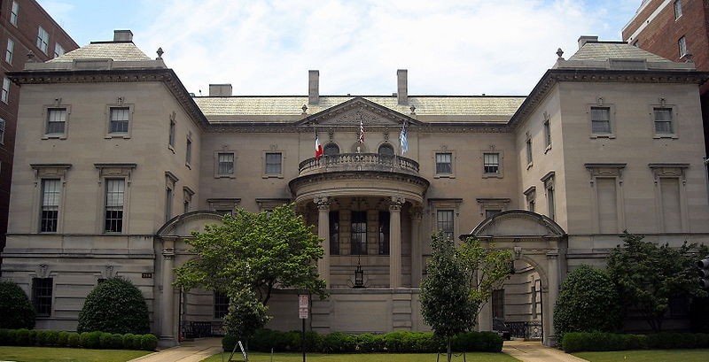 The Anderson House is located along Embassy Row, a historic upscale neighborhood where politically important people of the United States and foreign countries mingle and conduct business. Wikimedia Commons.