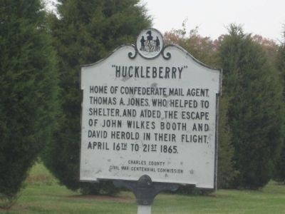 Marker to the Huckleberry farm, one of the homes owned by Confederate agent Thomas Jones.  Jones helped conceal Lincoln's killer in a nearby Pine Thicket.