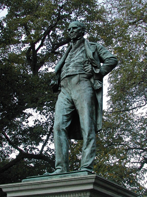 Stephen Girard statue in current location