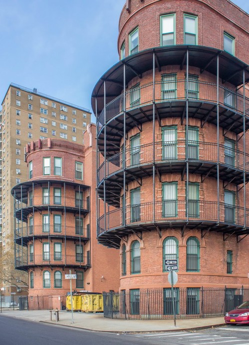 A view of what is now Gouverneur Court.