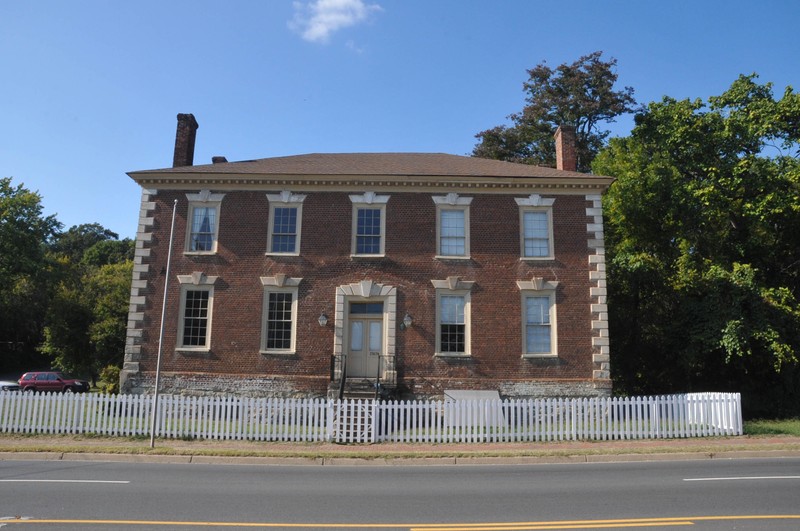 A view of the structure in 2007