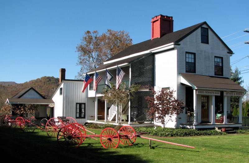 The Lemuel Chenoweth house was constructed in 1856 and today serves as a local history museum.