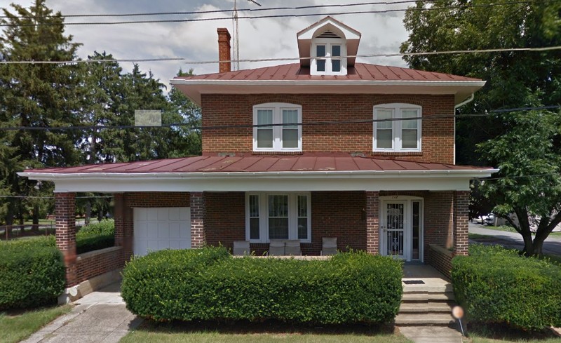 Window, Plant, House, Residential area