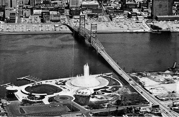 Aerial view of Friendship Fountain next to the John T. Alsop Jr. Bridge