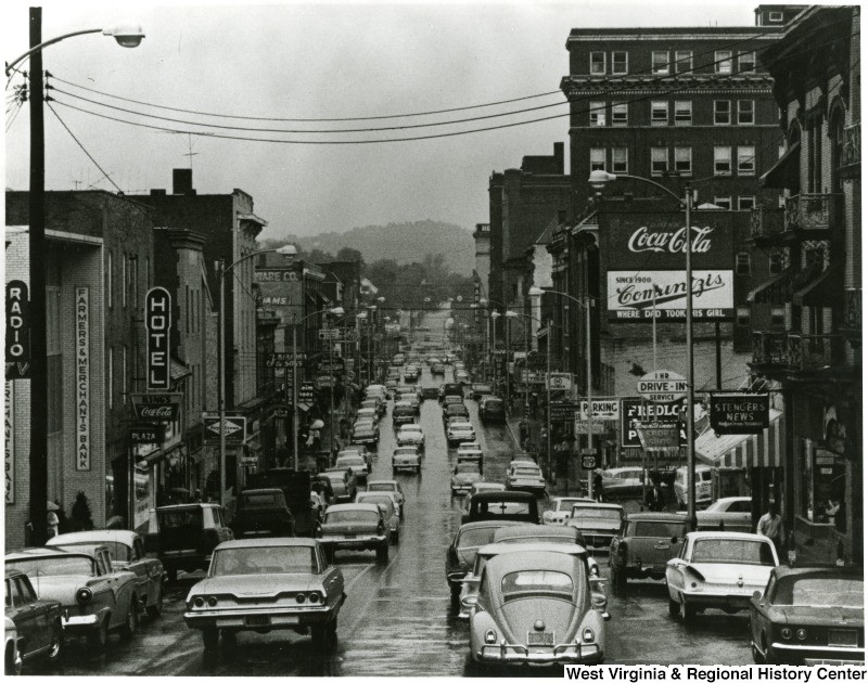 High Street 1965. (Comuntzis' Uptown)