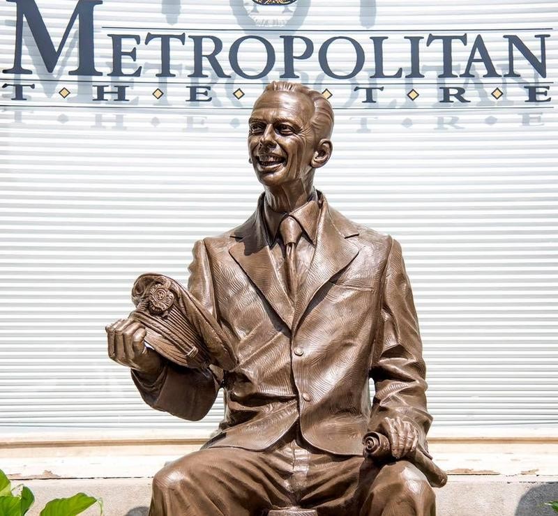 Statue of Don Knotts in from of the Metropolitan Theatre