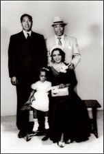 Photo of an African-American family living in the Hannibal Square/West Winter Park community. 