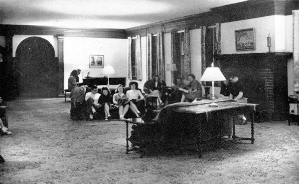 Monroe Hall lounge 1947