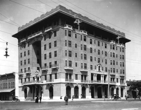 Hotel in 1910s