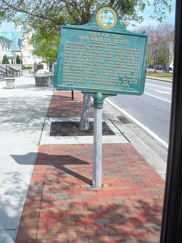 Marker commemorating the hotel