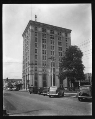 1937 photo of the building. Courtesy of University Archives and West Florida History Center, UWF Libraries, Pensacola, Cottrell/Pfeiffer Collection.