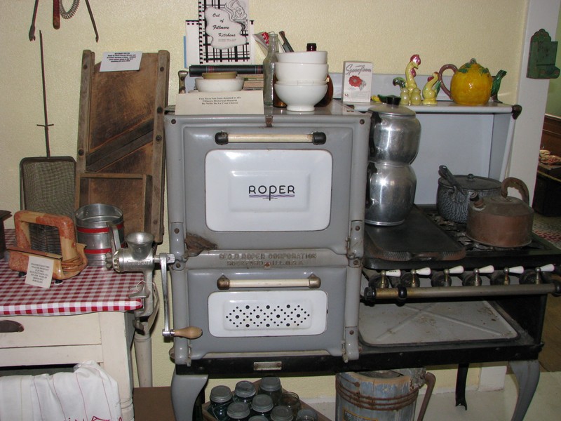 Roper Gas Range