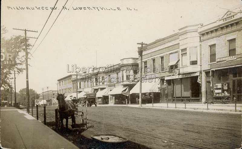 Looking north on Milwaukee Avenue, after 1913.