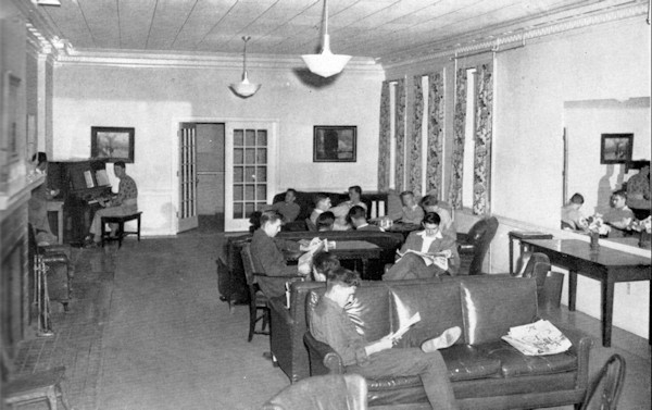 Sutton Hall lounge 1947