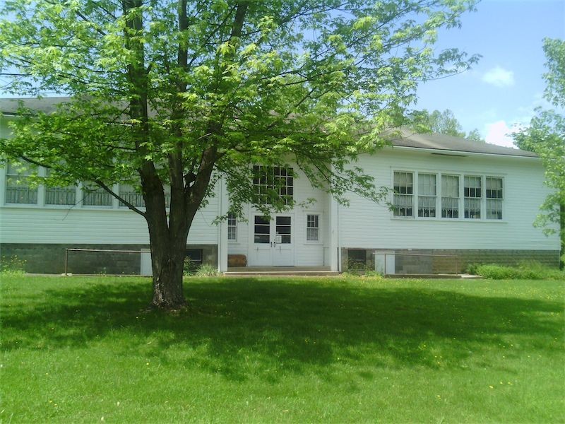 Historic Quiet Dell Schoolhouse