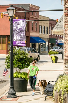 A view of Main Street, Elkin, NC.
