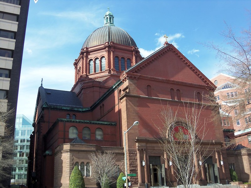 Cathedral of St. Matthew the Apostle, Washington, D.C. Image by Farragutful - Own work, CC BY-SA 3.0, https://commons.wikimedia.org/w/index.php?curid=25498152