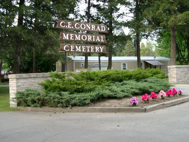 Plant, Shrub, Groundcover, Signage