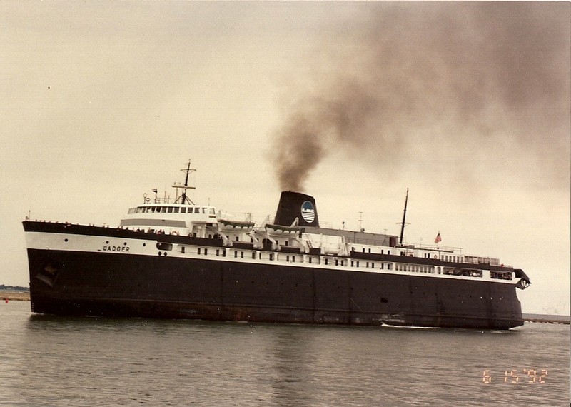 Badger coming into Manitowoc