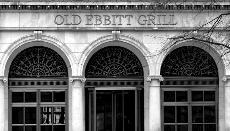 Signage above the front door to Old Ebbitt Grill. Image by dbking - Old Ebbitt Grill, CC BY 2.0, https://commons.wikimedia.org/w/index.php?curid=2895146