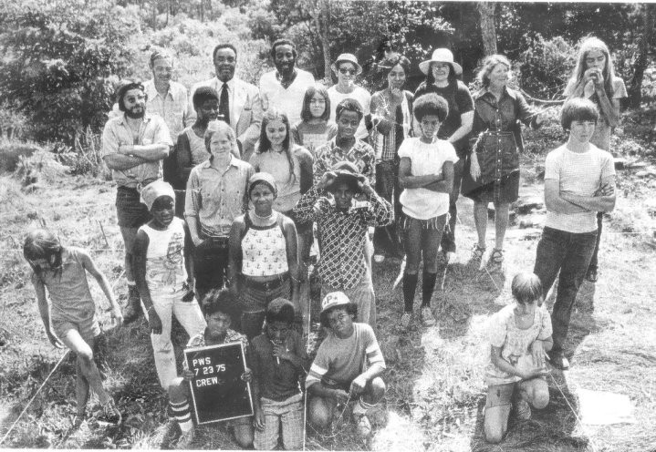 Local volunteers of 1976 dig.