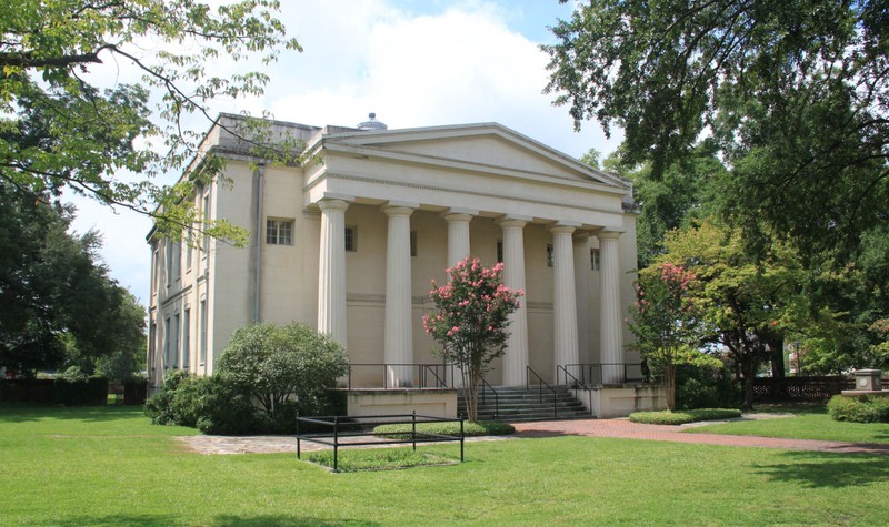 The Old Medical College building, constructed in 1834.