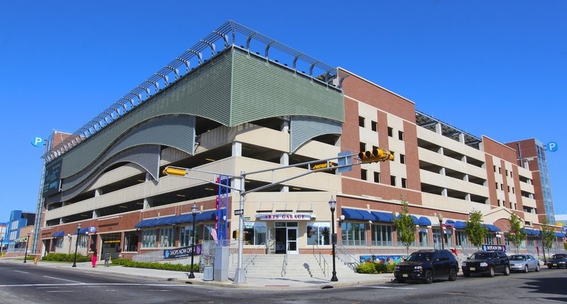 The Noyes Arts Garage opened in 2013, with the museum as its anchor tenant.