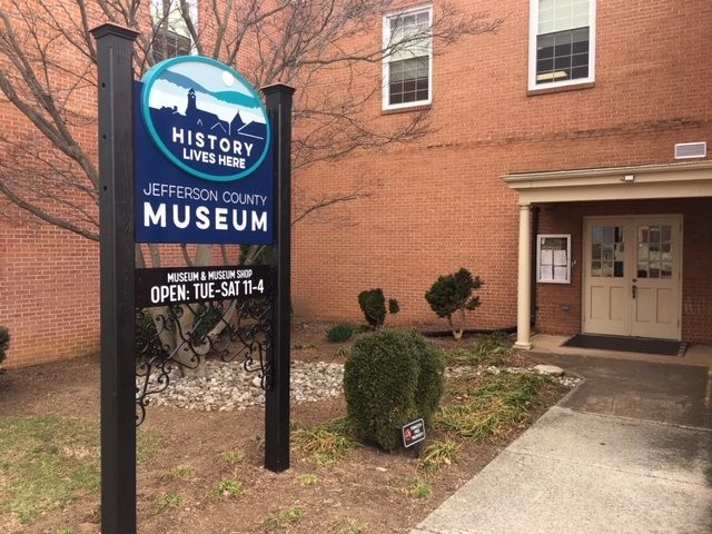 Museum Entrance on Samuel Street 