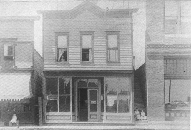 Baum's Bazaar building taken sometime in 1888