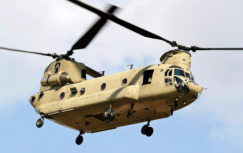CH-47 Chinook Transport Helicopter