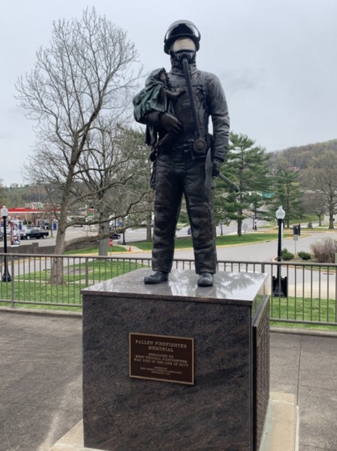 Sculpture, Helmet, Memorial, Monument