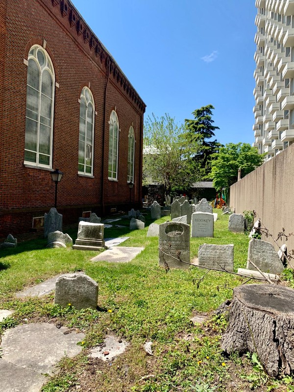 Holy Trinity churchyard, photo taken 2020