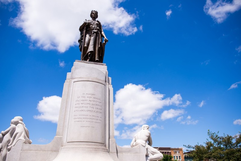 This monument was dedicated in 1920 and honors the men and women from Morgan County who sacrificed on behalf of the Union. 