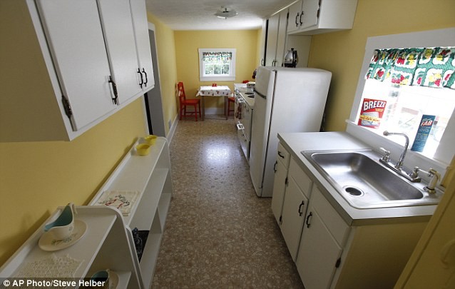 Patsy Cline Historic House kitchen renovated to when she lived there.http://www.dailymail.co.uk/news/article-2020149/Patsy-Cline-fans-Crazy-house-Fifties-singing-star-lived-gets-100-000-revamp.html