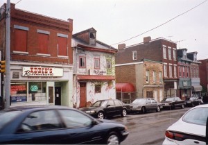 Exterior of Eddie’s Restaurant (1998)