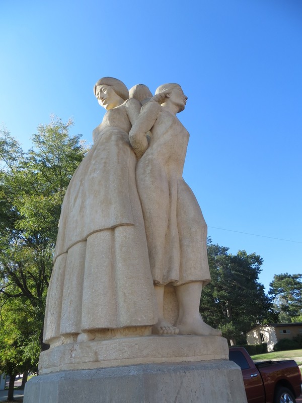 Mother and daughter in Oberlin pioneer statue