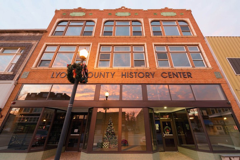 The museum and headquarters are now located in this recently remodeled building in the heart of the city's downtown shopping district.  