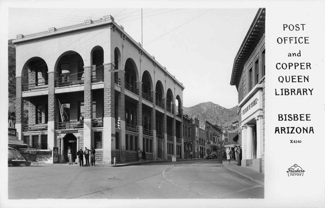 1930s-1940s photo of library 