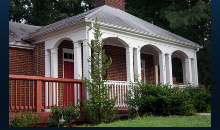 A current image of the Theta Chi Lodge 