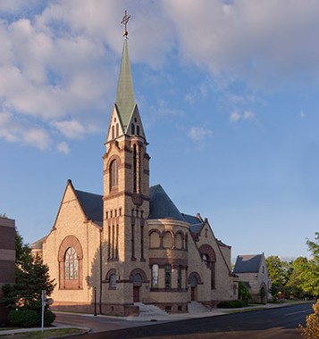 Broad Street Presbyterian Church is one of a handful of churches in this neighborhood on the National Register of Historic Places.