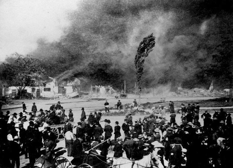 The Market Street Chinatown fire (image from History San Jose)