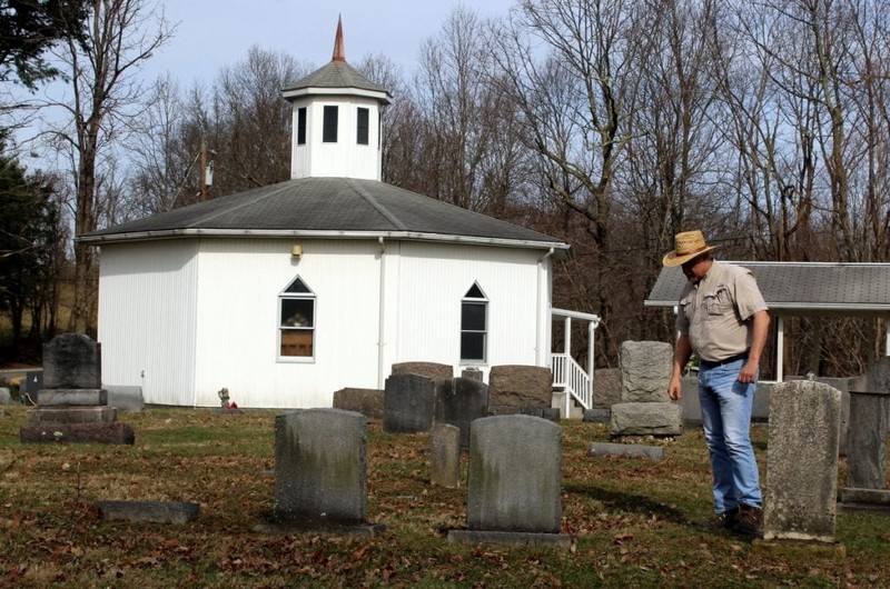 Alberts Chapel (Side View)